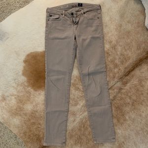 AG jeans - The Stevie Ankle - slim straight leg